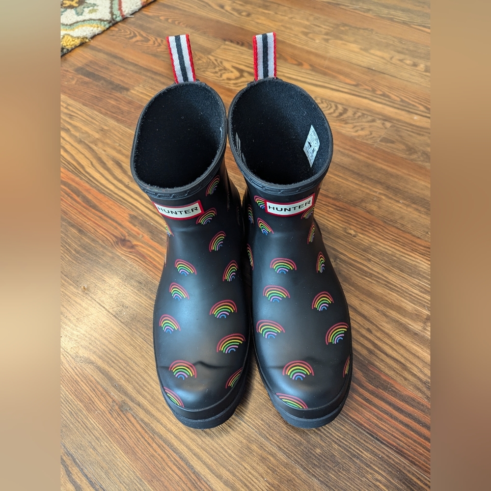 Hunter Boot Women's Play Mini Short Rain Boot Rainbow 10 Medium US